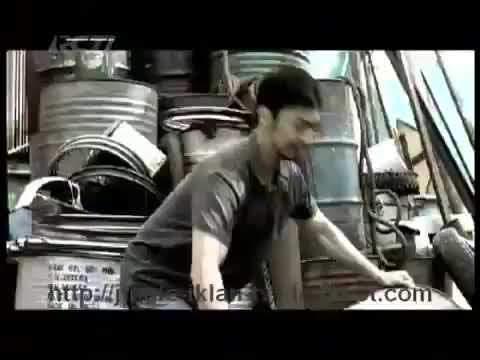 Gudang Garam Merah Commercial: Eternal Version - Express Transfer