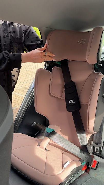 Download lagu The Dusty Rose KIDFIX i-Size High Back Booster from Britax is the dream 💖 #carseatsafety