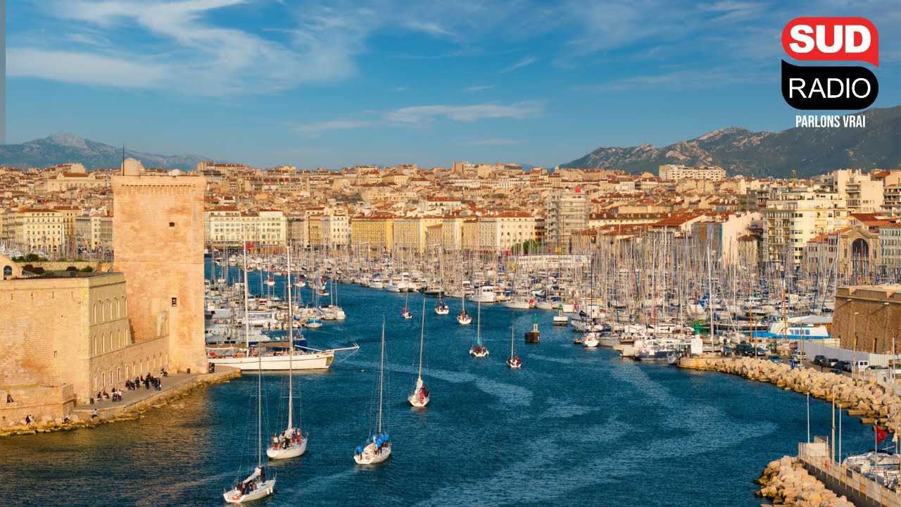 La flamme olympique débarque à Marseille