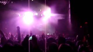 Far East Movement performance 3