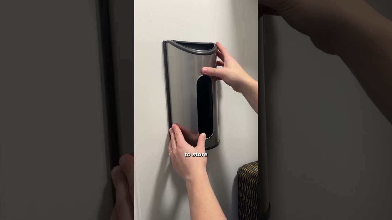 Does This Grocery Bag Dispenser Solve Clutter?