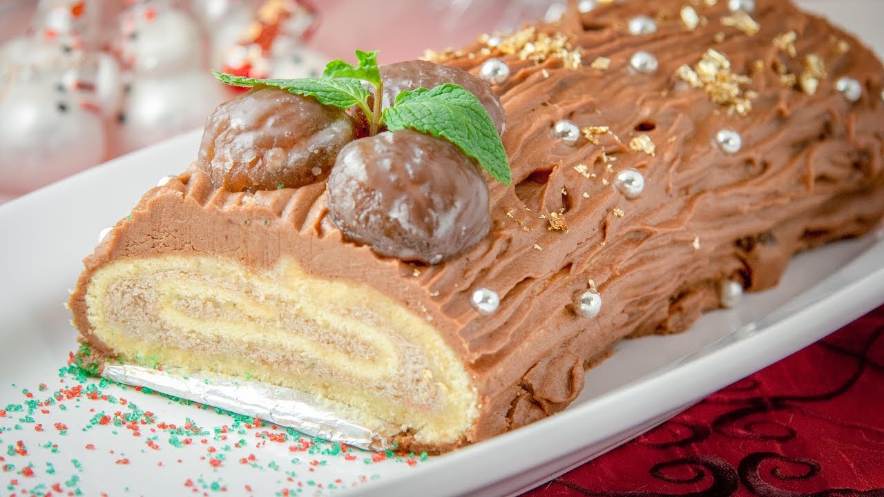 Chocolate Yule log (Bûche de Noël) - Les Chats Gourmets - Recettes