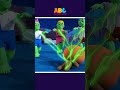 🎃 Abóbora teve uma ótima queda #shorts #músicainfantil #aquibebêscantam #halloween