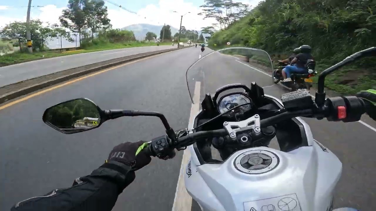 TRACER 900 GT a fuego Cámara TIGER 660