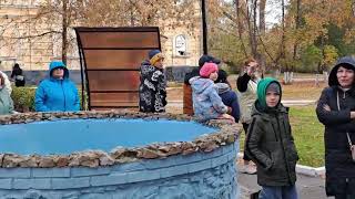 Сегодня в этот чудесный воскресеный день в р.п Тереньга проходит экскурсия для туристов.