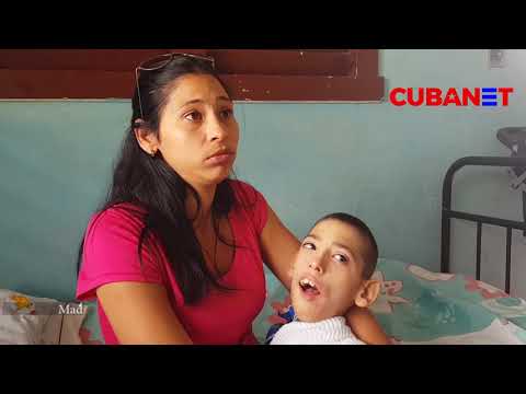 MADRE de niño discapacitado en CUBA: "Ya no sé qué hacer, mi HIJO y yo estamos en la CALLE"