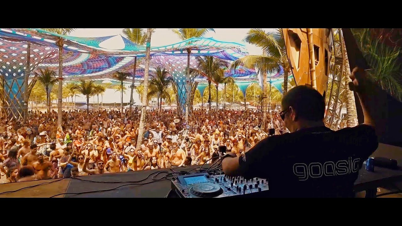 GOASIA live at UNIVERSO PARALELLO 14  by UP Audiovisual