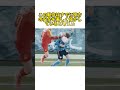 頭部への飛び蹴りでイエローカードだけ？ #サッカー