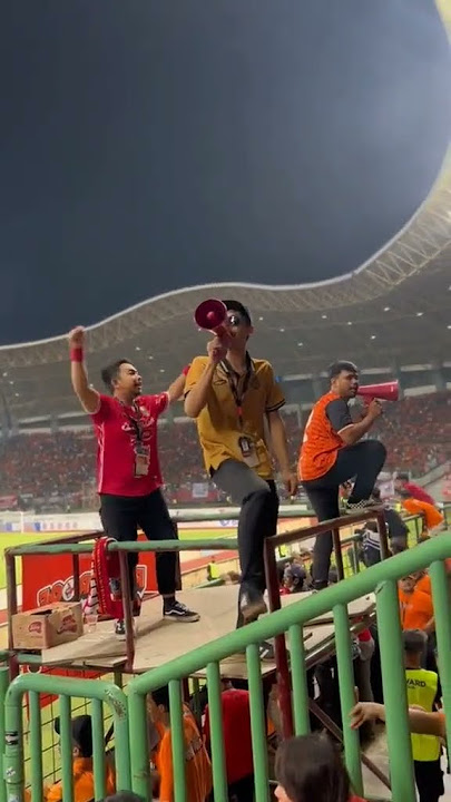 LAGU JAKMANIA TUH ASIK2 #jakmania #persija #chantpersija #videoshorts