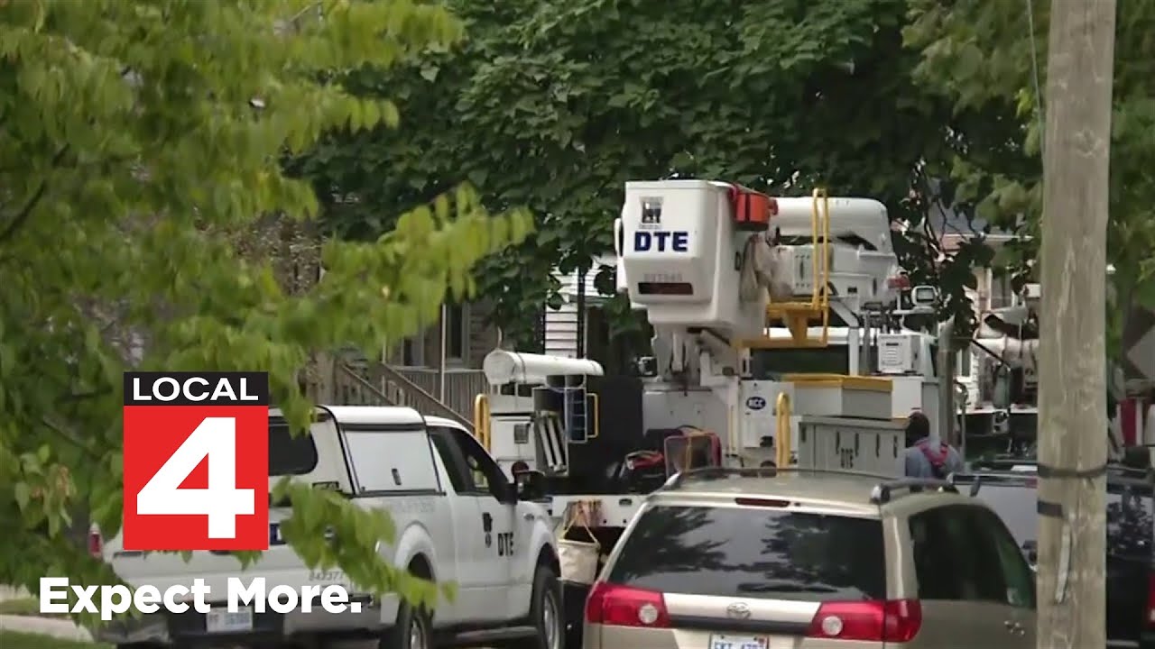 Thousands cope with second day without electricity across Metro Detroit ...
