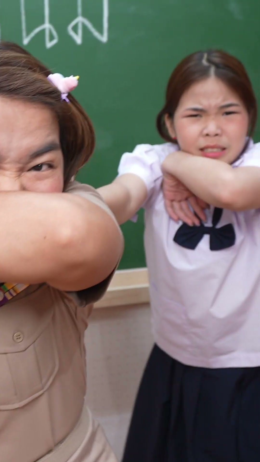SCHOOL GAME ขนม | ครูนกเล็ก