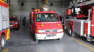 Bomberos Granada - Command car UMC-3 and technical rescue truck VAT-1 responding