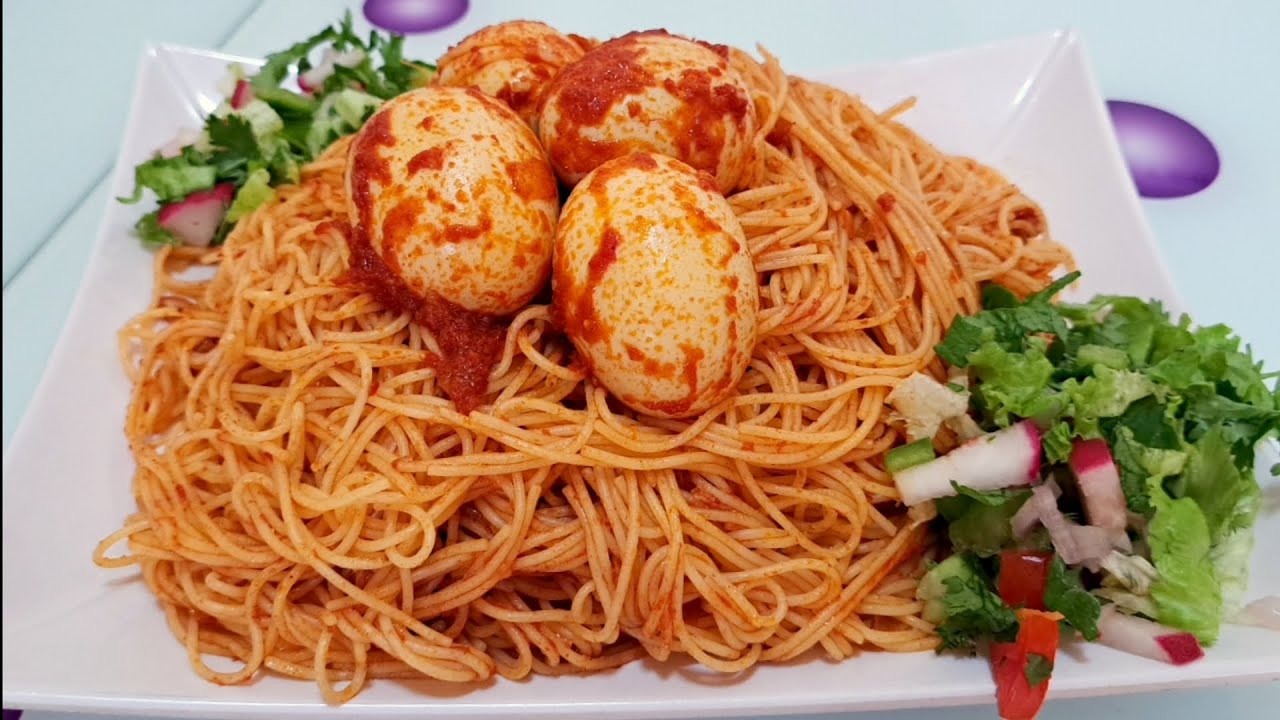 مكرونه اسباجتي  بالبيض وصفه لذيذه وسريعه