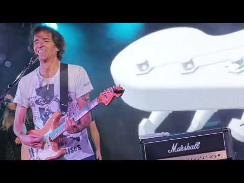 Los Enanitos Verdes -- Guitarras Blancas -- Madrid, 2023.07.20
