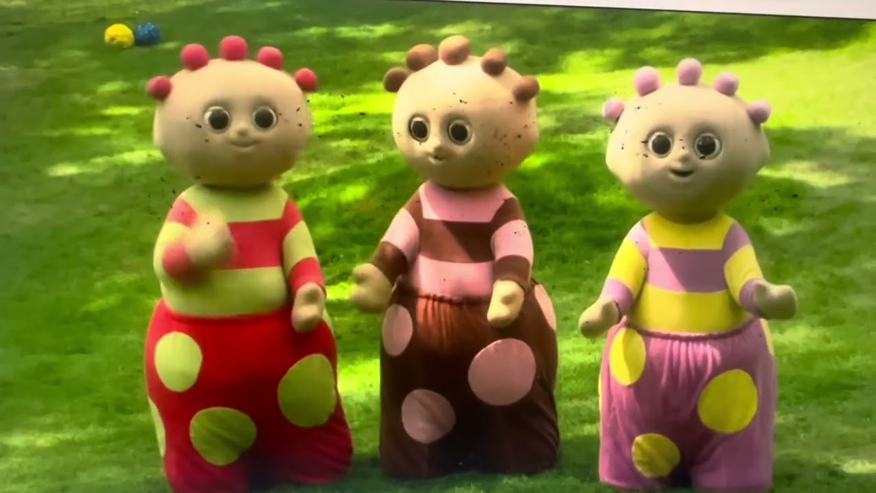 Waving and Minding the Haahoos of the Ninky Nonk