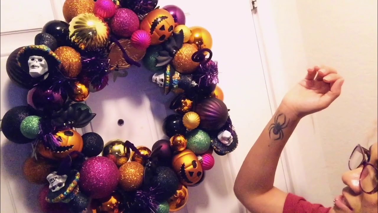 Valery Madelyn Pre-lit Halloween Wreath Review