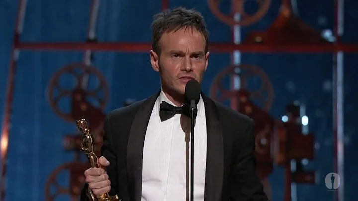Chris Terrio winning Best Adapted Screenplay for "...