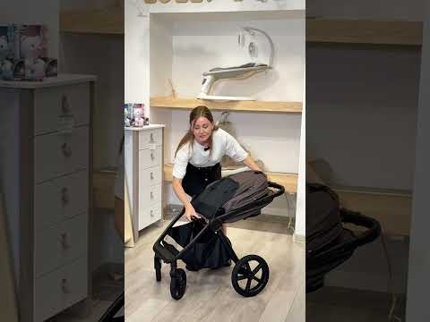Універсальна коляска 2в1 CARRELLO Ultimo F CRL-6701, Sable Black, видео 1