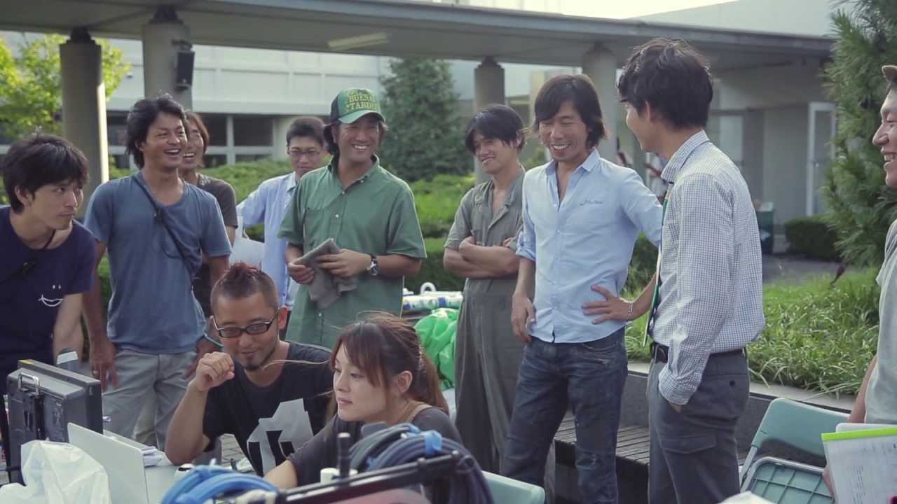藤本泉 辻元舞 綾野剛 ユナイテッドアローズ グリーンレーベル リラクシング Cmメイキング動画 恋するレーベル 散歩 大学 藤本泉 Cm Navi