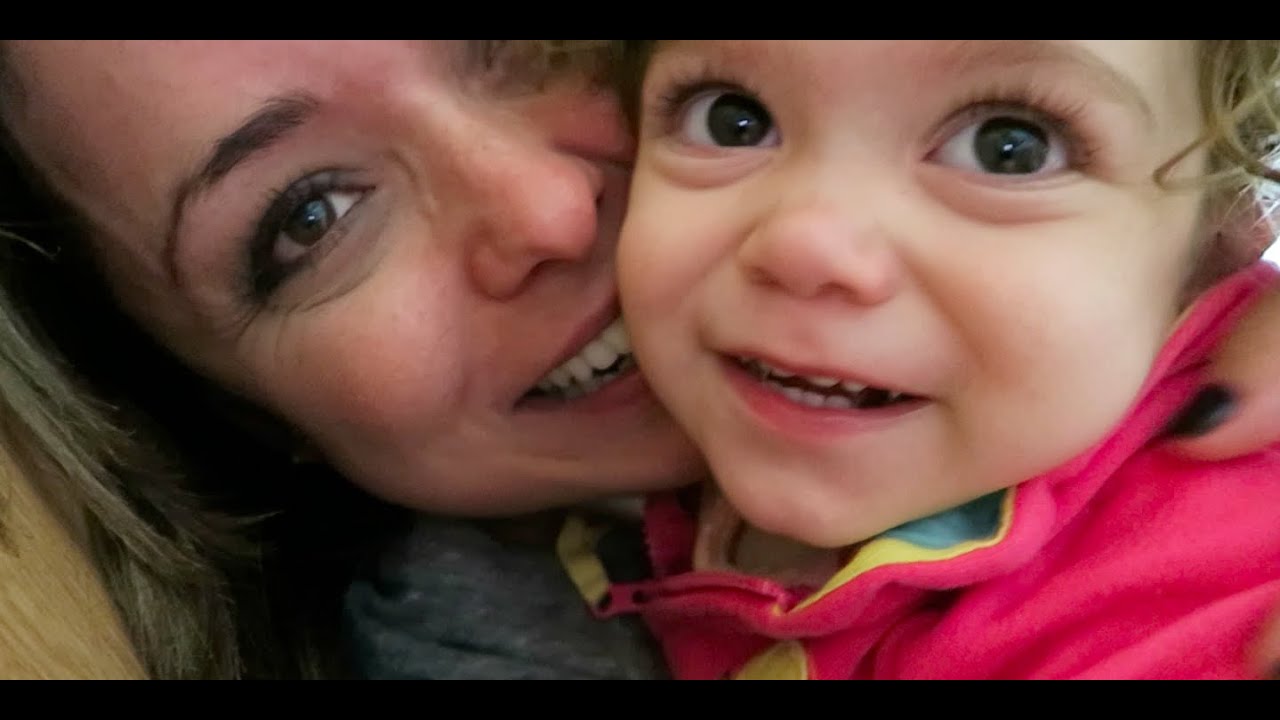 CIDADE E BEBÊ MARAVILHOSA - Flavia Calina infantile systemic hyalinosis