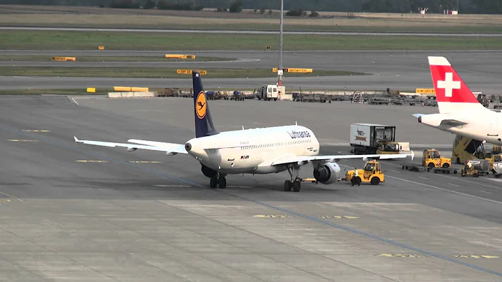 Lufthansa Airbus A320 pushing back Vienna aiprot 24.7.2012