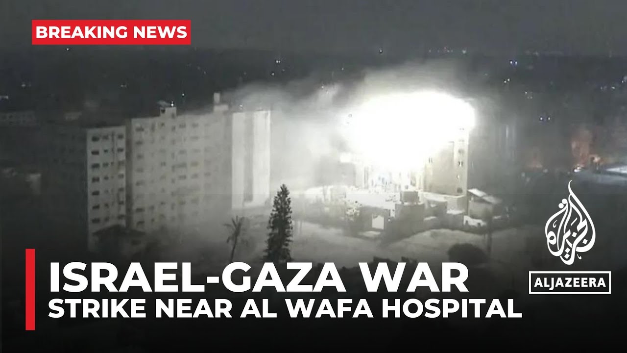 غارة جوية إسرائيلية قرب مستشفى في غزة