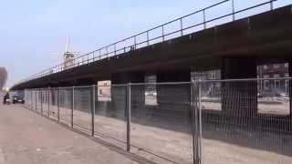 Sloop van het spoorviaduct in Delft