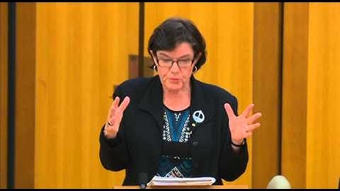 Cross-border anomalies impacting Victorian and Indi medical students: Cathy McGowan AO - 24/09/2014