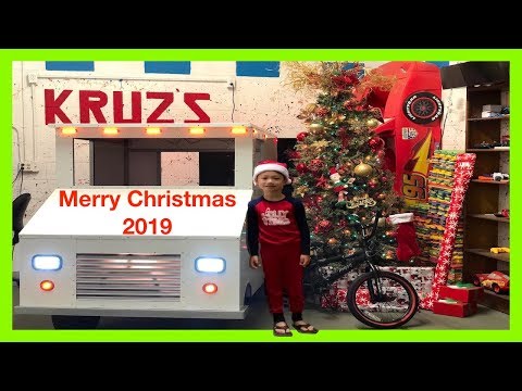 Christmas Morning 2019! Opening Presents From Santa