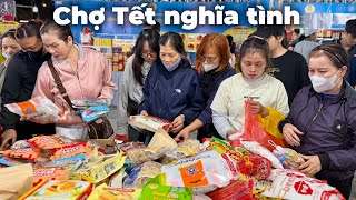 Thấy thương khi ghé phiên chợ lao động cuối năm