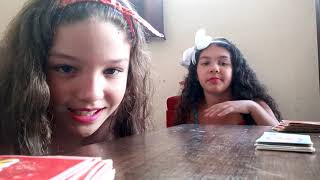 As Primas Jogando Uno