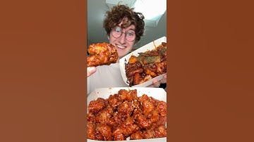 British Guy Ranks Korean Fried Chicken For The FIRST Time!