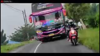 DJ ADUH MAMAE ADA COWOK BAJU HITAM  VERSI BUS STJ