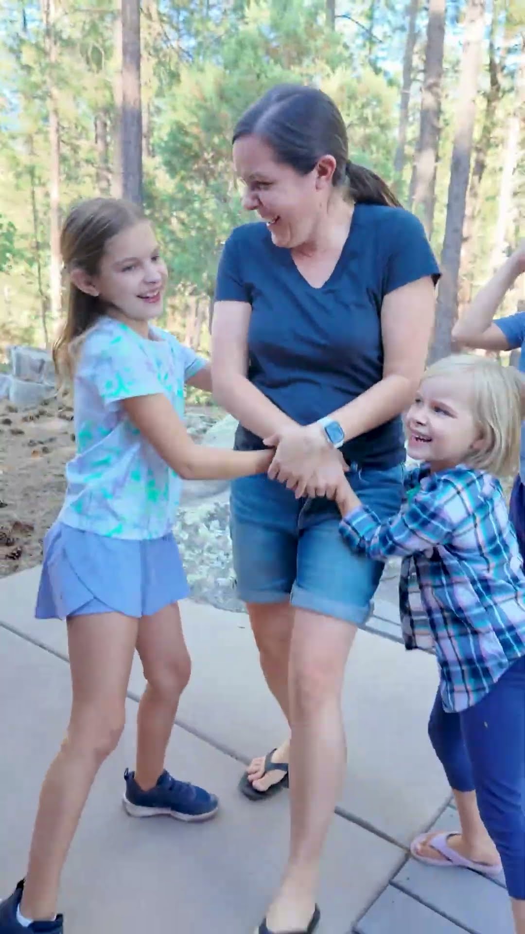 Mom caught! #kidssong