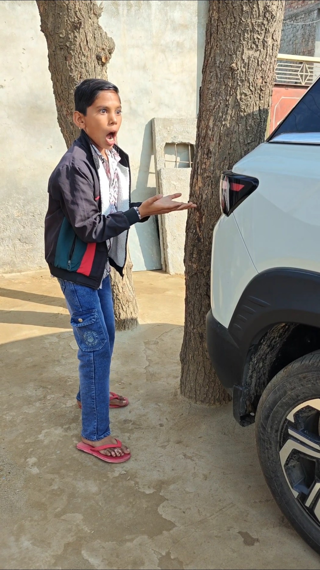 Gadi ko thok Diya ? #shorts