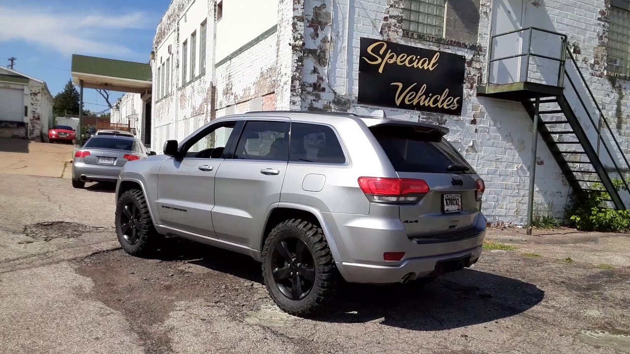2015 jeep Grand Cherokee on 33/12.50/20 mud tires #2162466200 #
