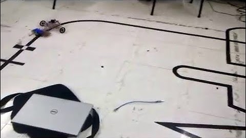 Nonlinear PID line follower