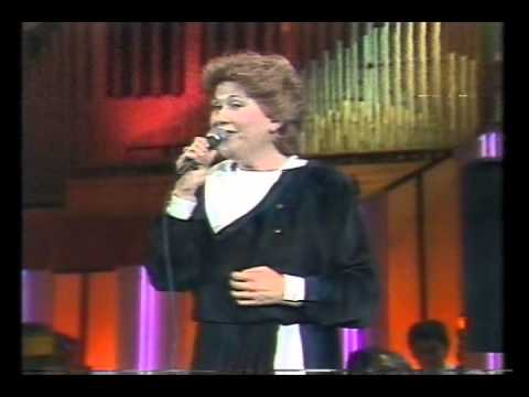 Nina Spirova -  Kaži zašto me ostavi (Lisinski 1984 )