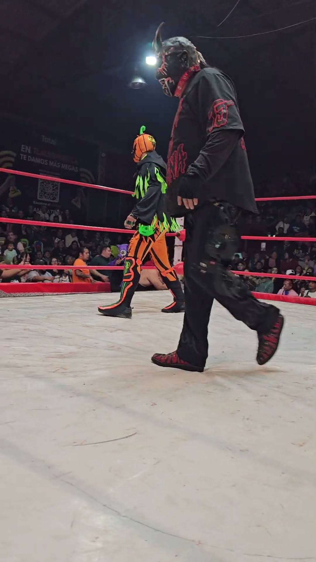 El Hijo de Halloween entre a la Arena López Mateos