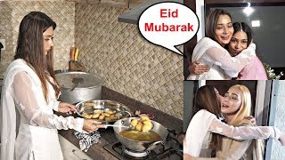 Sara Khan Eid Celebration 2019 With Her Sisters At Home - Full Video