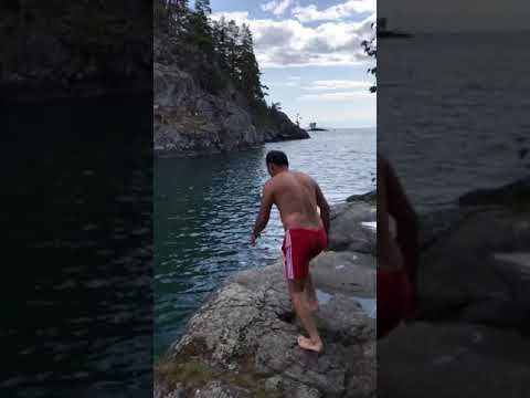 Jumping in the sea with a depth of relatively ten meters is very good #shorts  #sea #video
