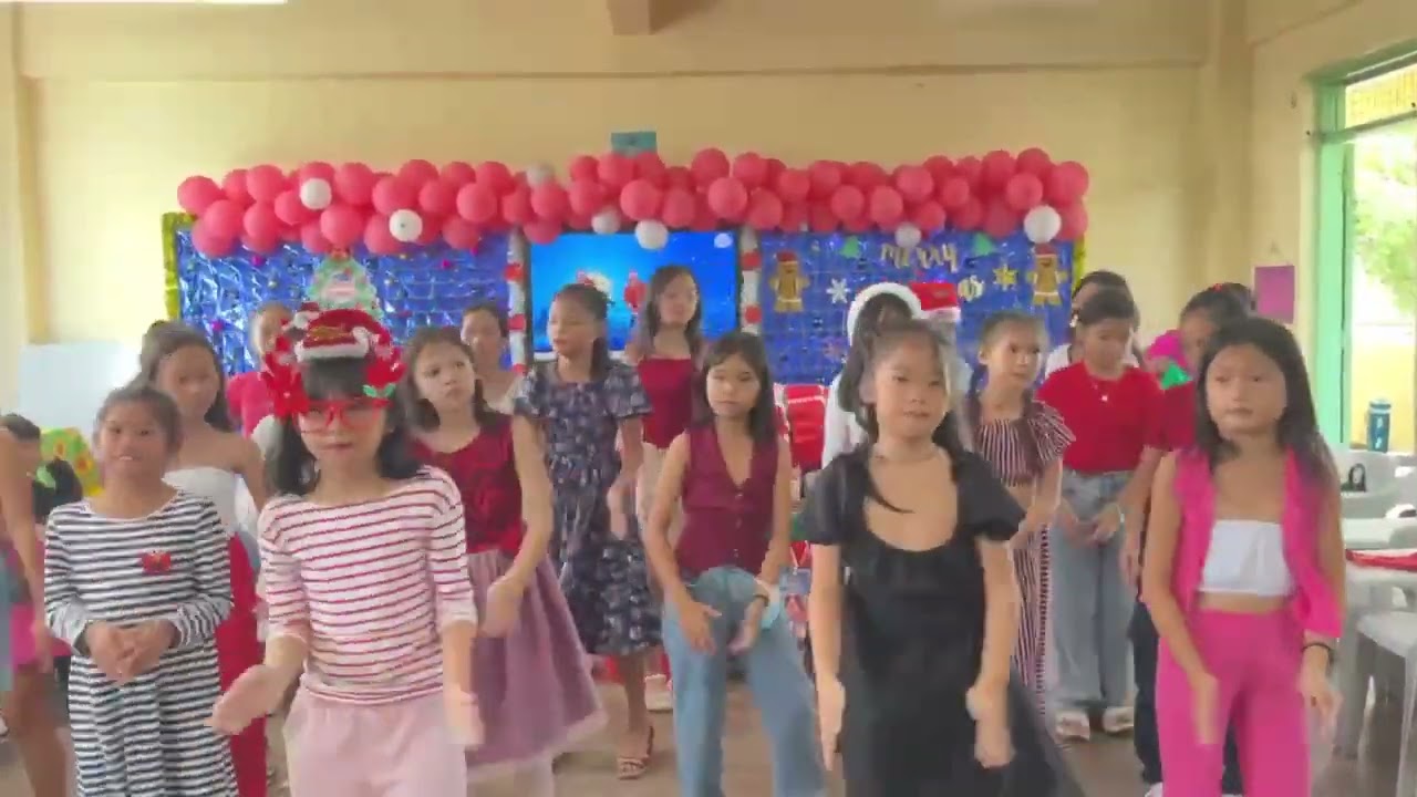 Grade 4 ChristmasParty 121825