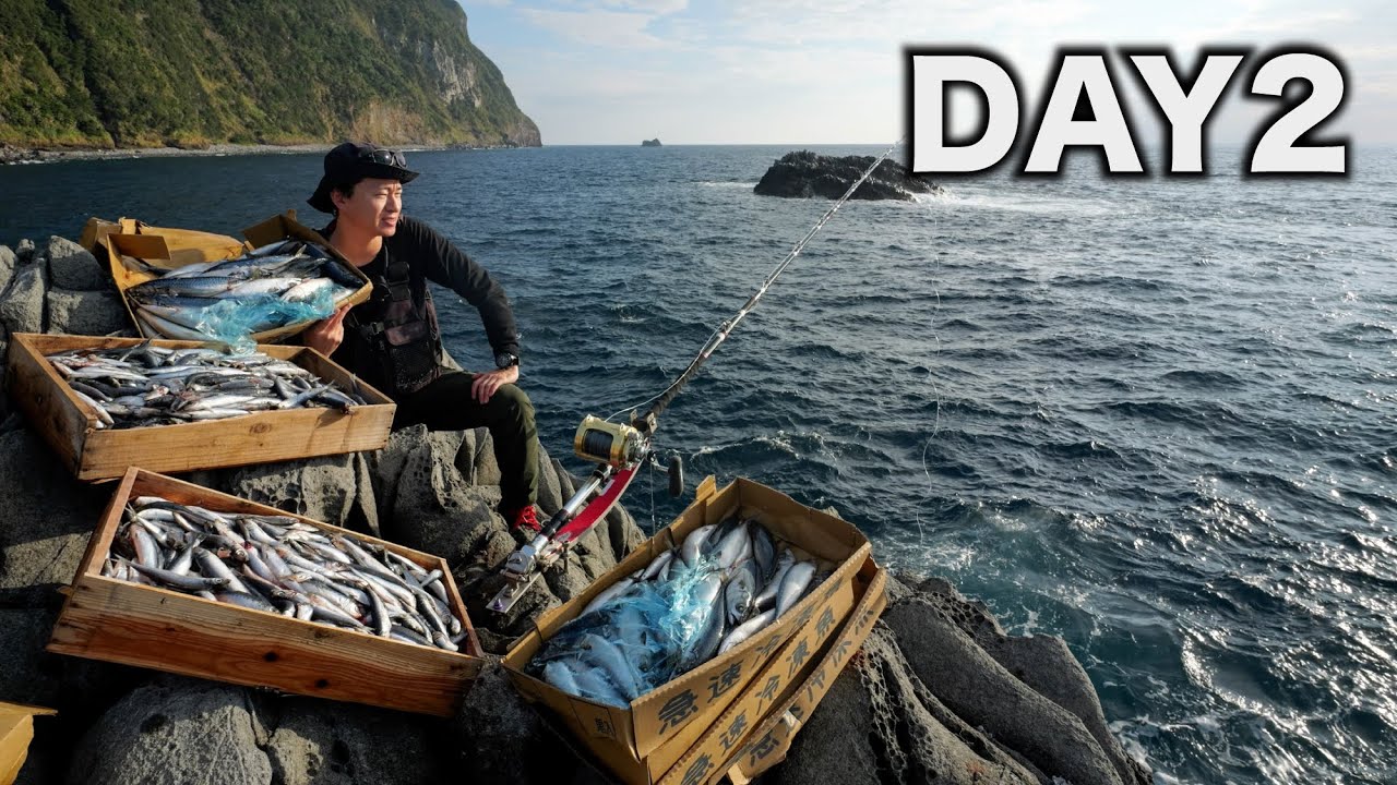 【1週間磯大物釣り生活】総重量150kgの餌を無人島で撒いて記録級の大型クエをおびき寄せると…【DAY2〜3】