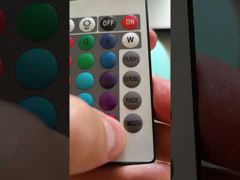 Світильник плавальний для ставка RGB з пультом, видео 1