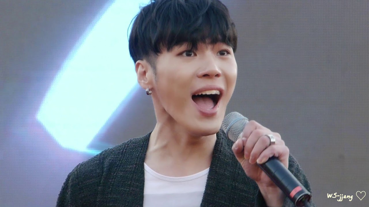 2018.10.11 휘성(wheesung) - 제48회 영양군민 체육대회 (영양공설운동장)  잘 찍진 못함 ㅜ