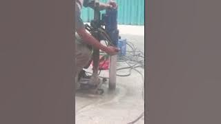 ASIK BANGET MASANG PEMBATAS SAMBIL NOMGKRONG