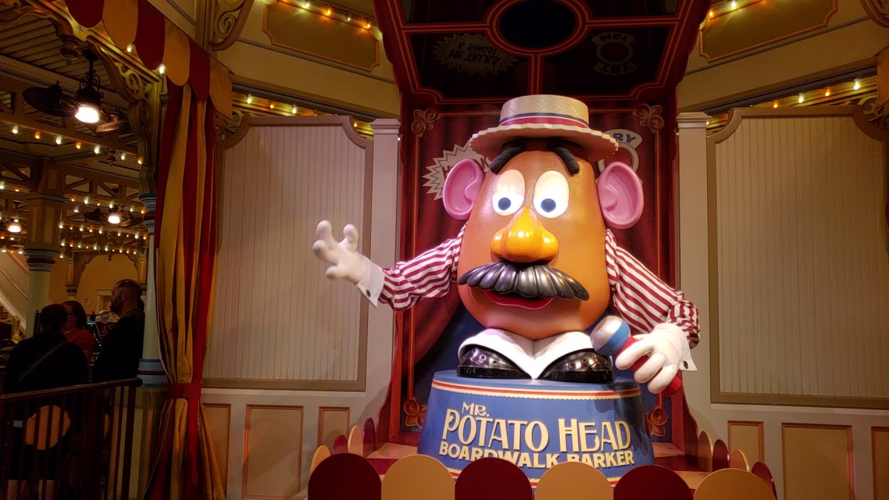 TOY STORY MANIA - Interactive Mr. Potato Head Sings and Does Comedy at ...