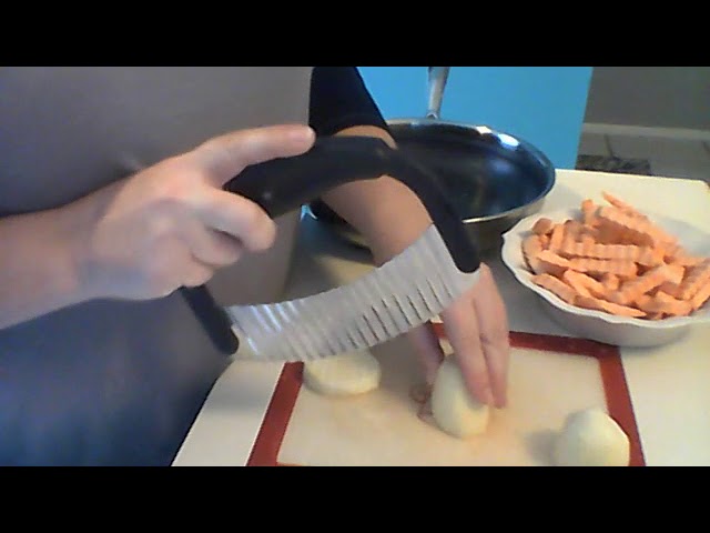 Vegetable Crinkle Cutter and French Fry Slicer