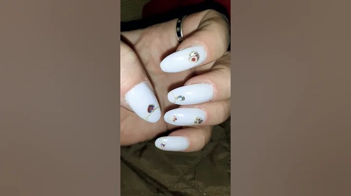 Nails with dip powder