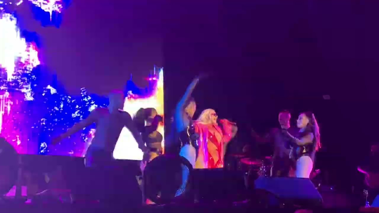 Christina Aguilera - Genie in a Bottle (Mallorca Live Festival 2022)